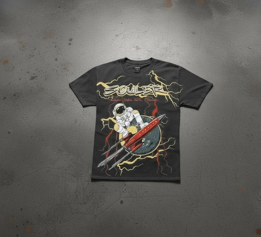 Space Cadet “Dive Into Ur Power” Heavyweight Boxy Fit 
7.5 OZ Space Grey                           100% Open End Cotton